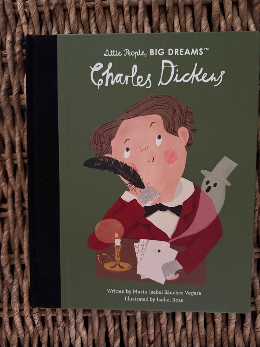 Little People, Big Dreams: Charles Dickens – Green Hardcover Kids Book